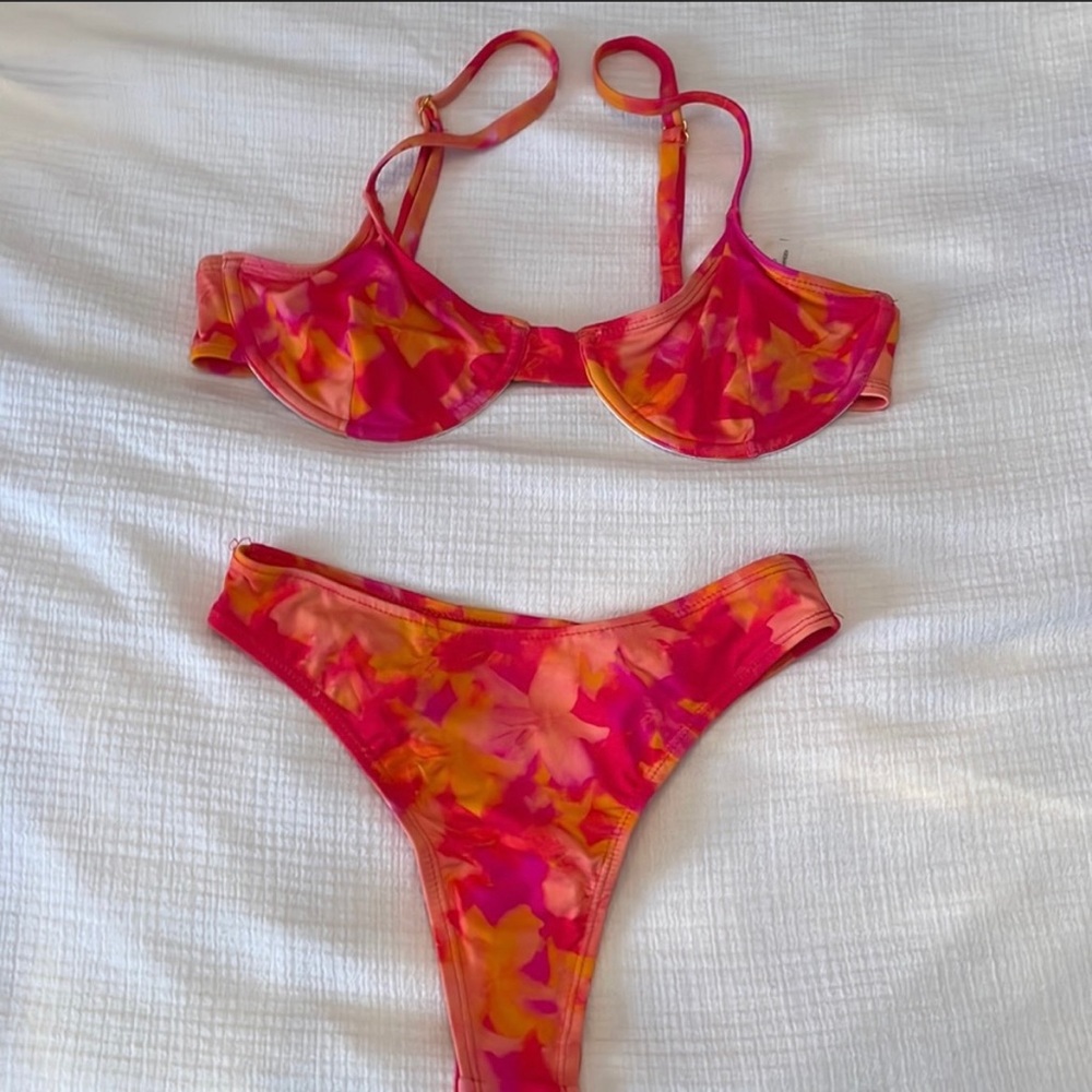 🌺 437 Flora collection bikini size M 🌺